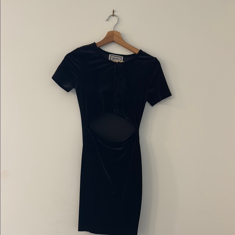 Black Bodycon Mini Dress with Crew Neck